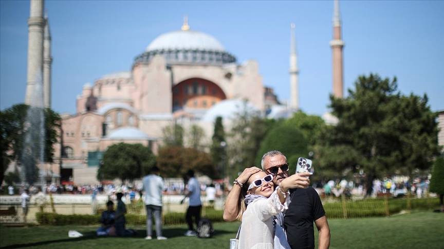 İstanbul'a üç ayda 3,7 milyon turist! İlk sırada hangi ülke var? - Resim: 31